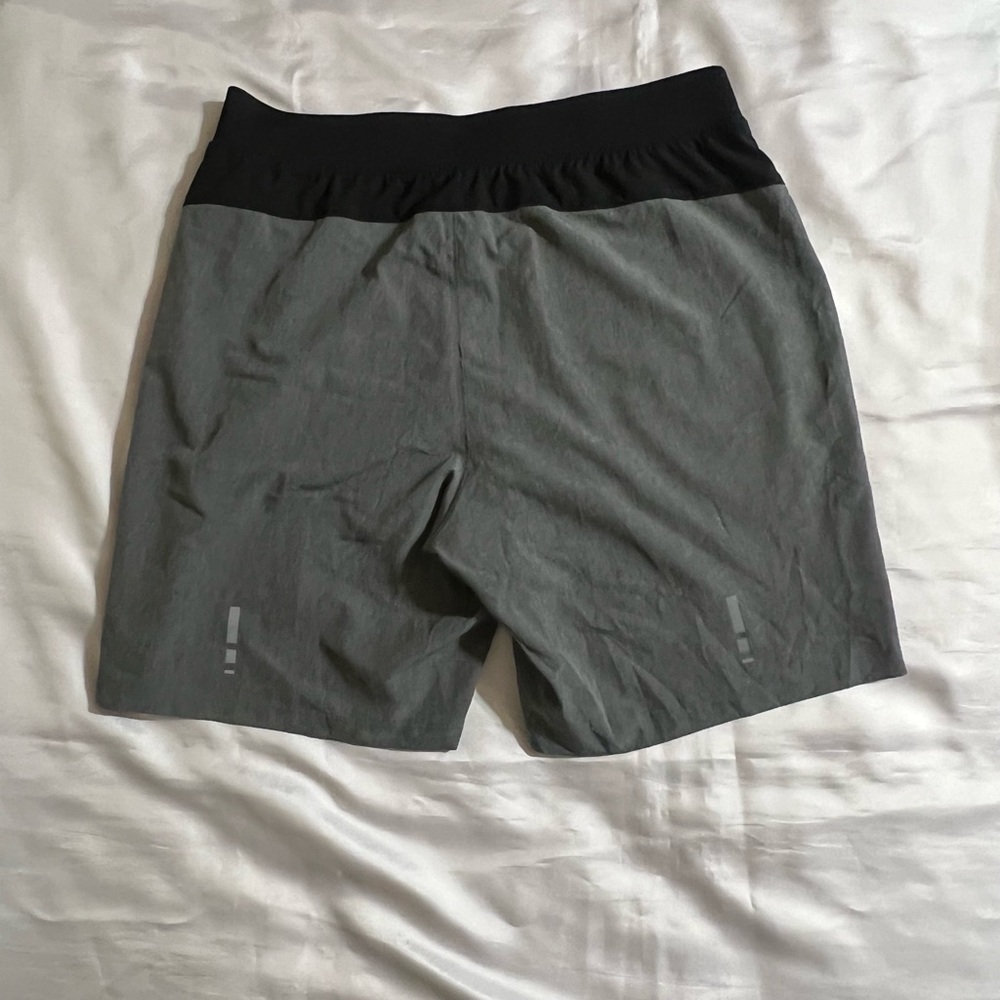 Old Navy Shorts I Men's I Athletic Shorts I Size M - Picture 5 of 5